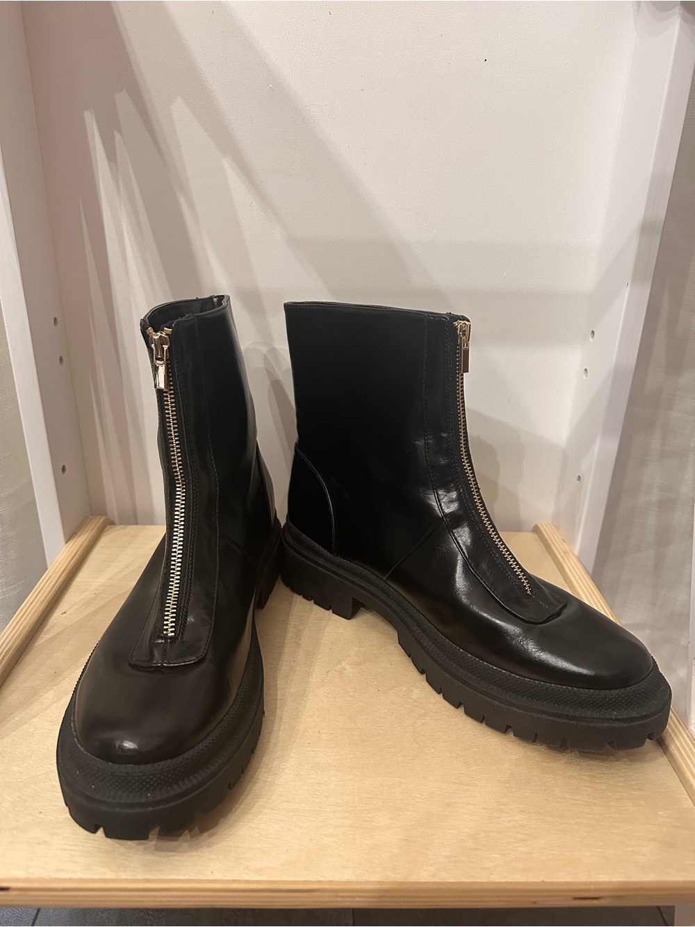 Abercrombie & Fitch Chelsea Boots